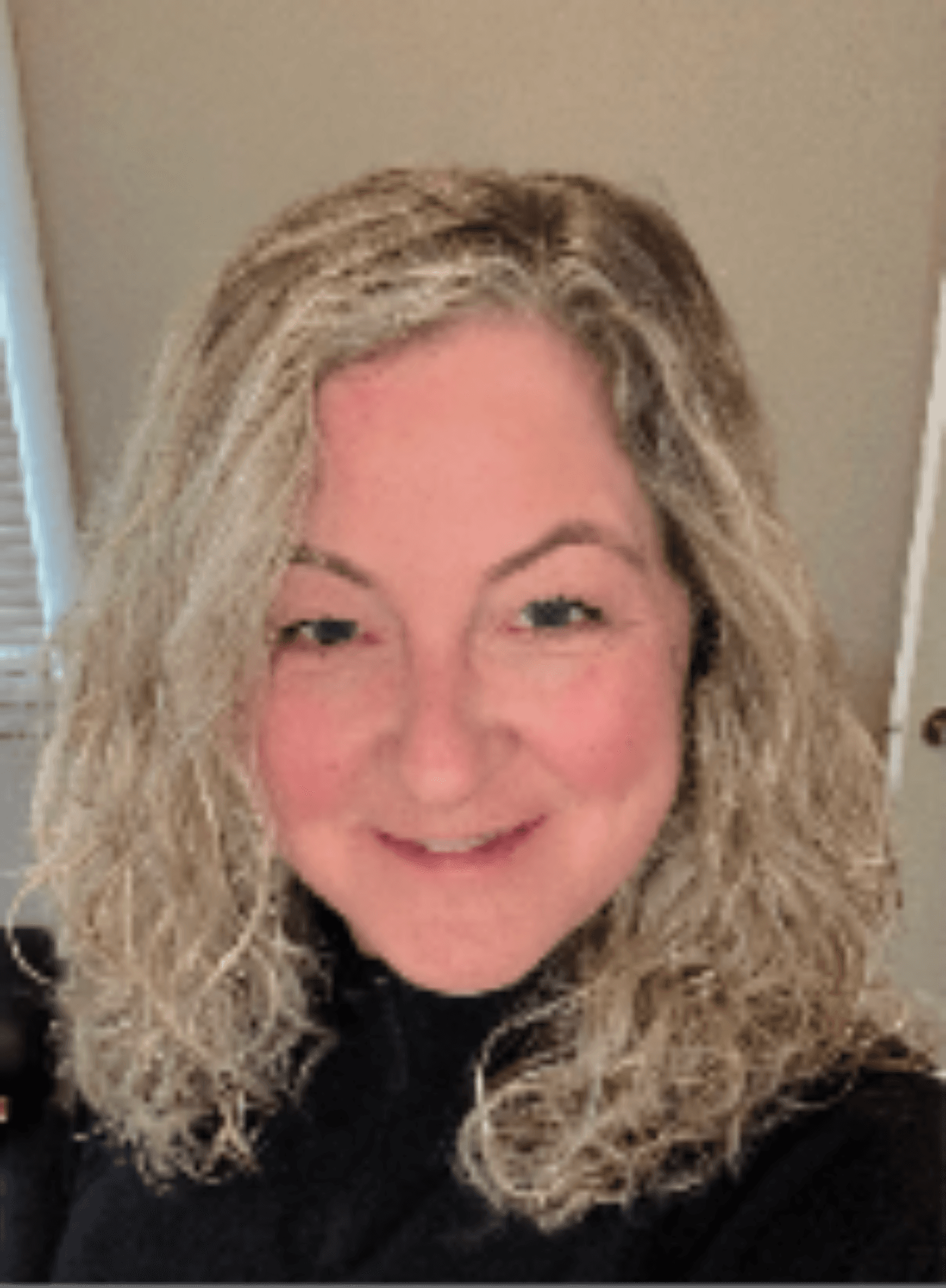 agent-Tracey Hollick